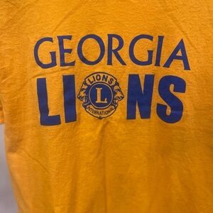 Georgia Lions t shirt size large in GUC